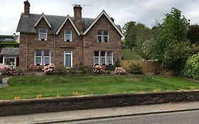 Cromarty View Guest House Accommodations & B&B
